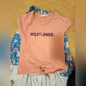 Girls' beautiful top and skirt outfit set